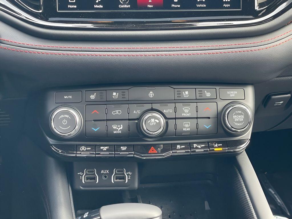 new 2025 Dodge Durango car, priced at $42,278