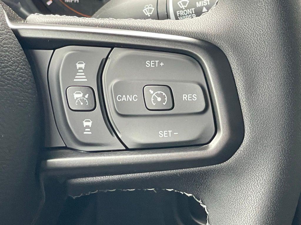 new 2025 Jeep Gladiator car, priced at $52,891