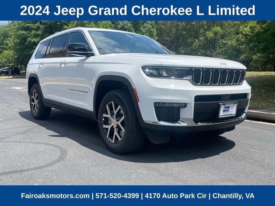 new 2024 Jeep Grand Cherokee L car, priced at $39,697