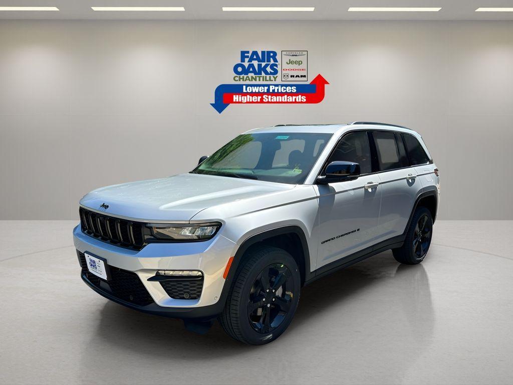 new 2025 Jeep Grand Cherokee car, priced at $49,923