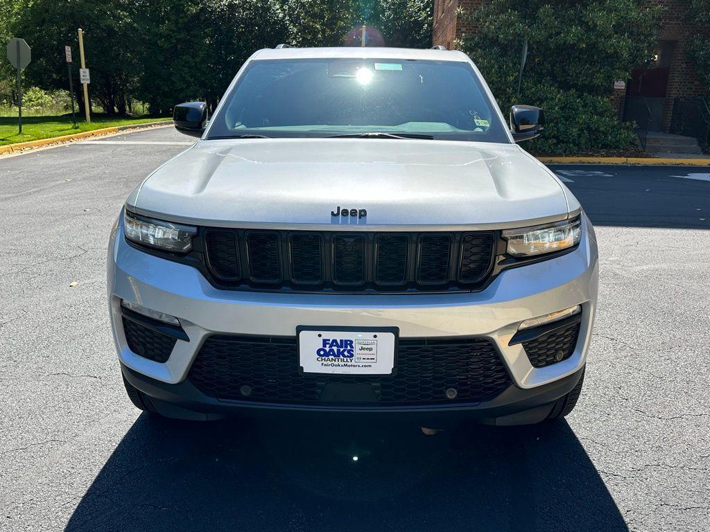 new 2025 Jeep Grand Cherokee car