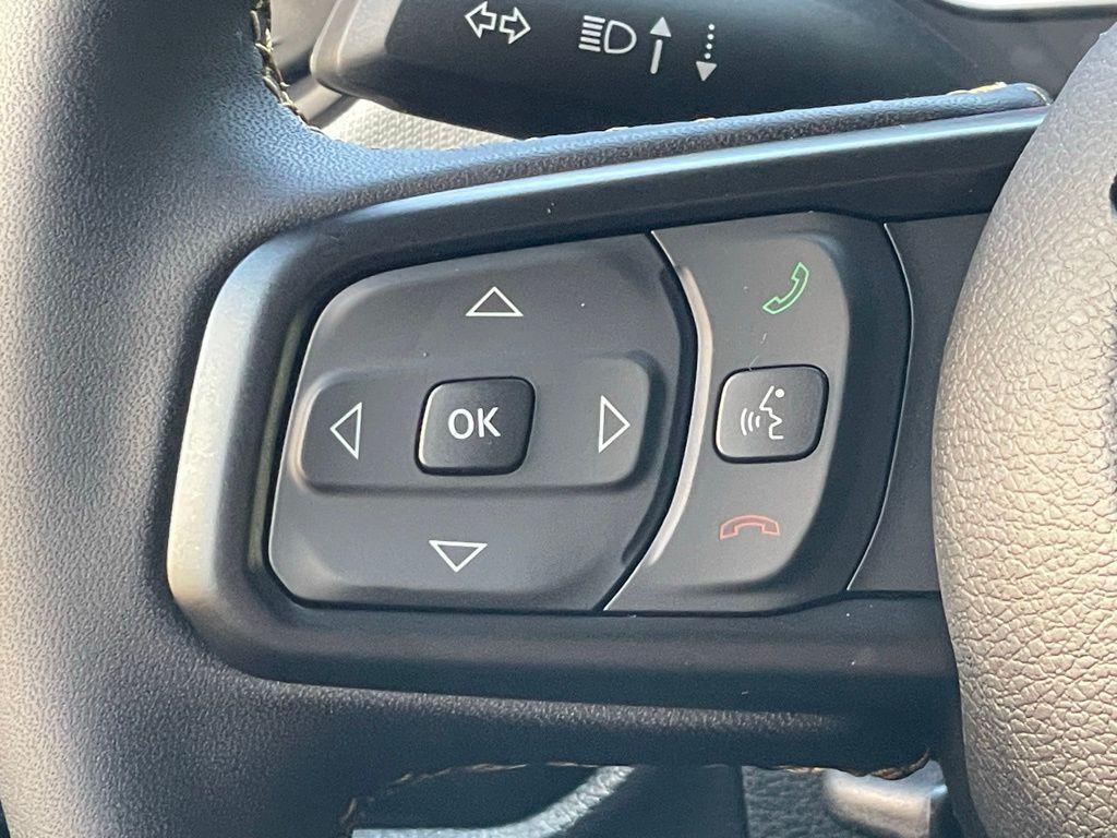 new 2025 Jeep Wrangler car, priced at $44,656