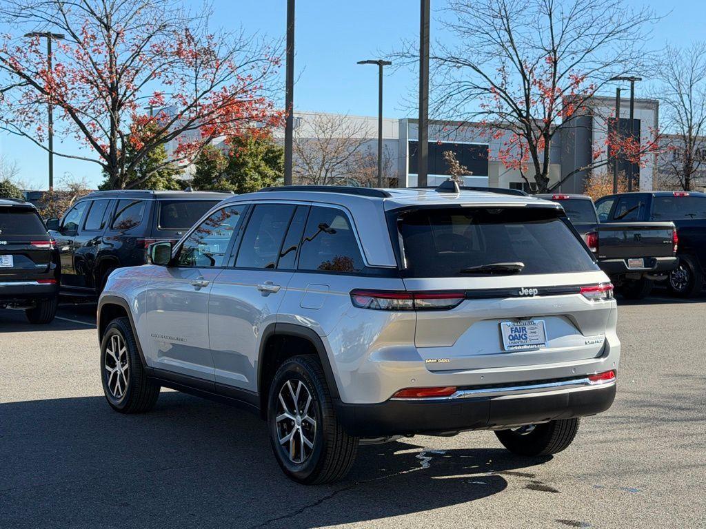 used 2024 Jeep Grand Cherokee car, priced at $36,910