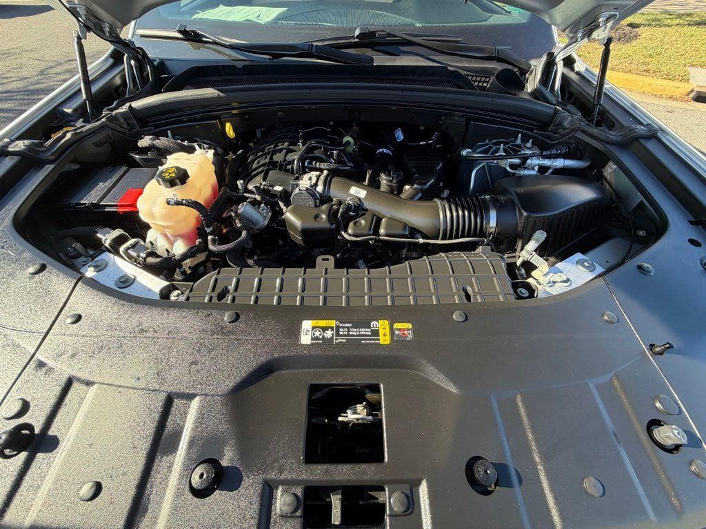 used 2024 Jeep Grand Cherokee car, priced at $36,910