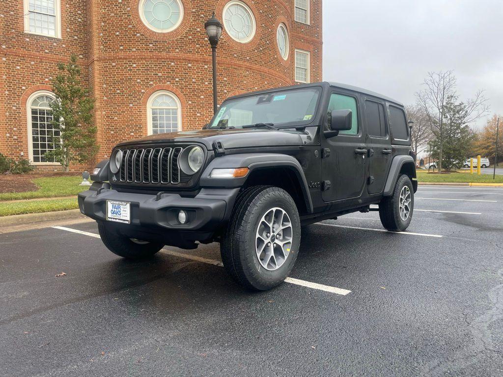 new 2025 Jeep Wrangler car, priced at $47,112