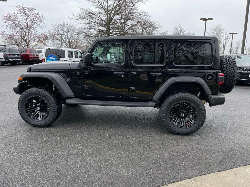 new 2025 Jeep Wrangler car, priced at $53,829
