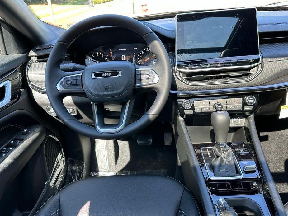 new 2024 Jeep Compass car, priced at $32,237