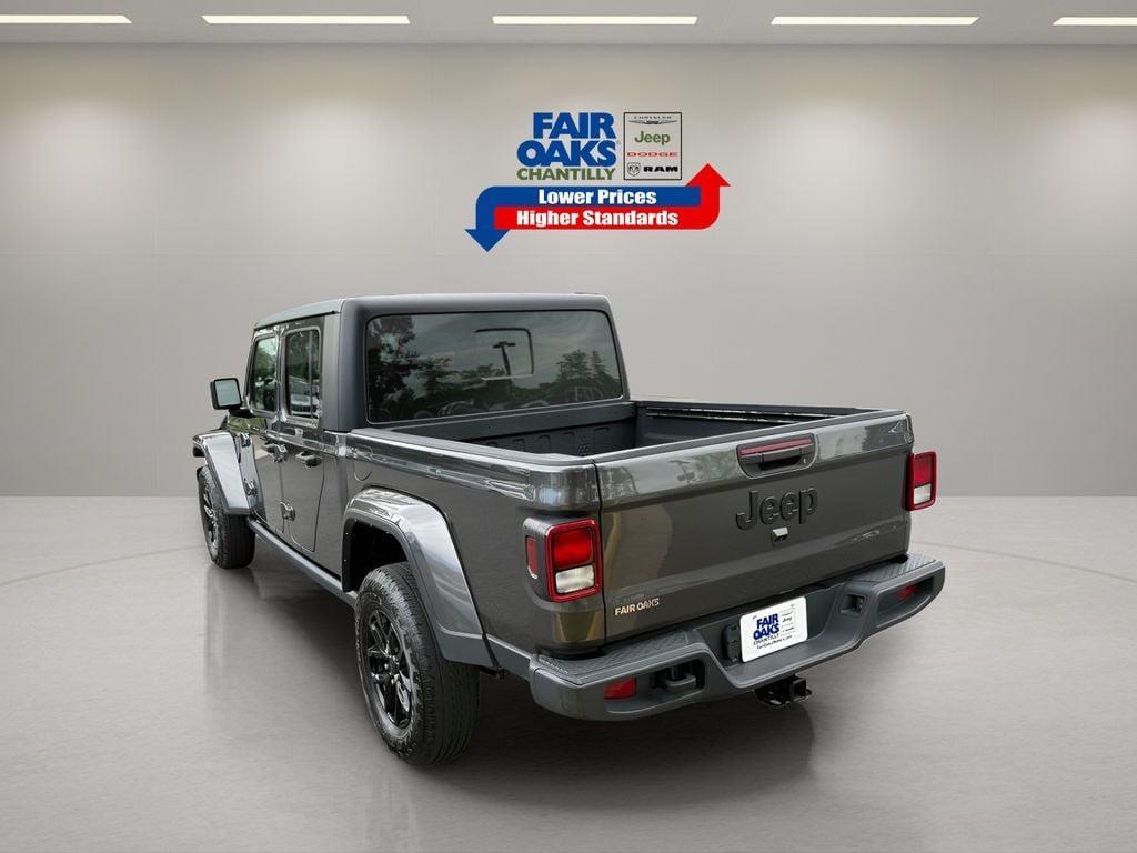 used 2022 Jeep Gladiator car, priced at $27,936