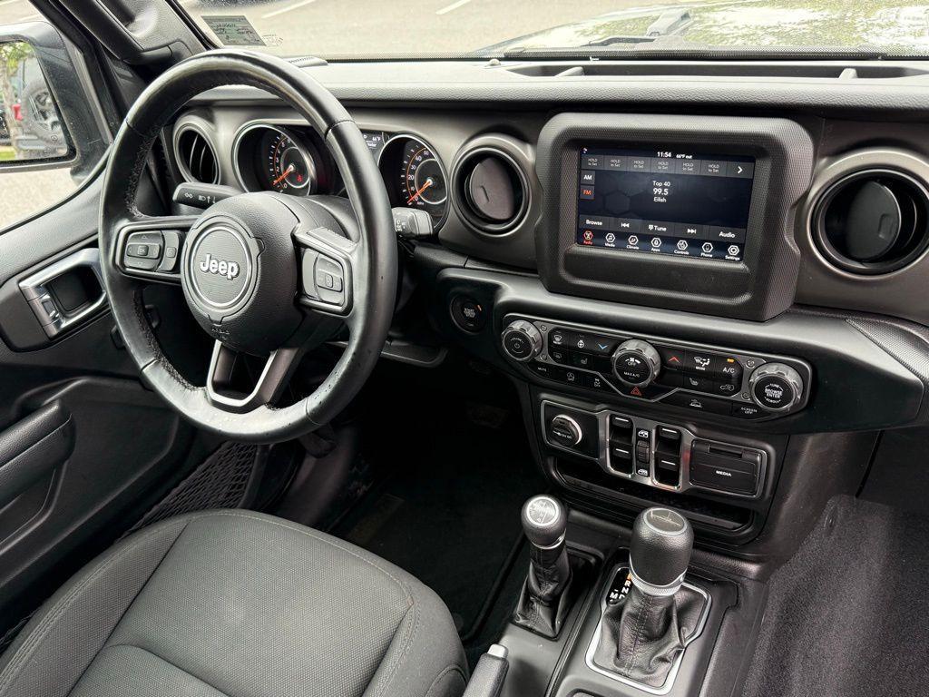 used 2022 Jeep Gladiator car, priced at $29,800