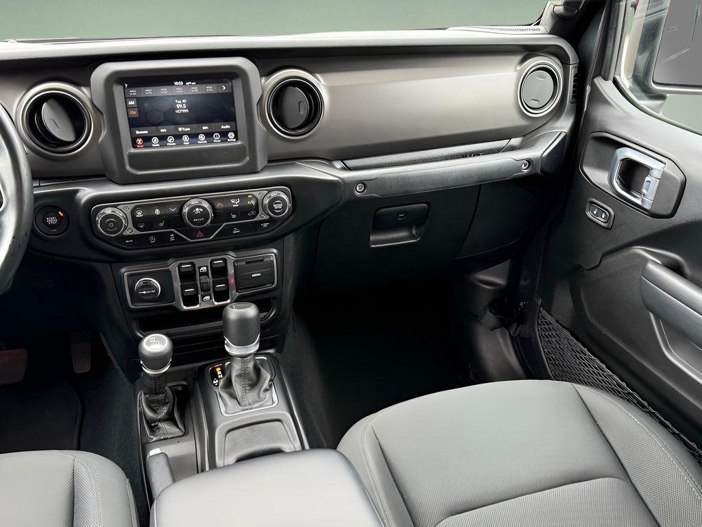 used 2022 Jeep Gladiator car, priced at $27,936