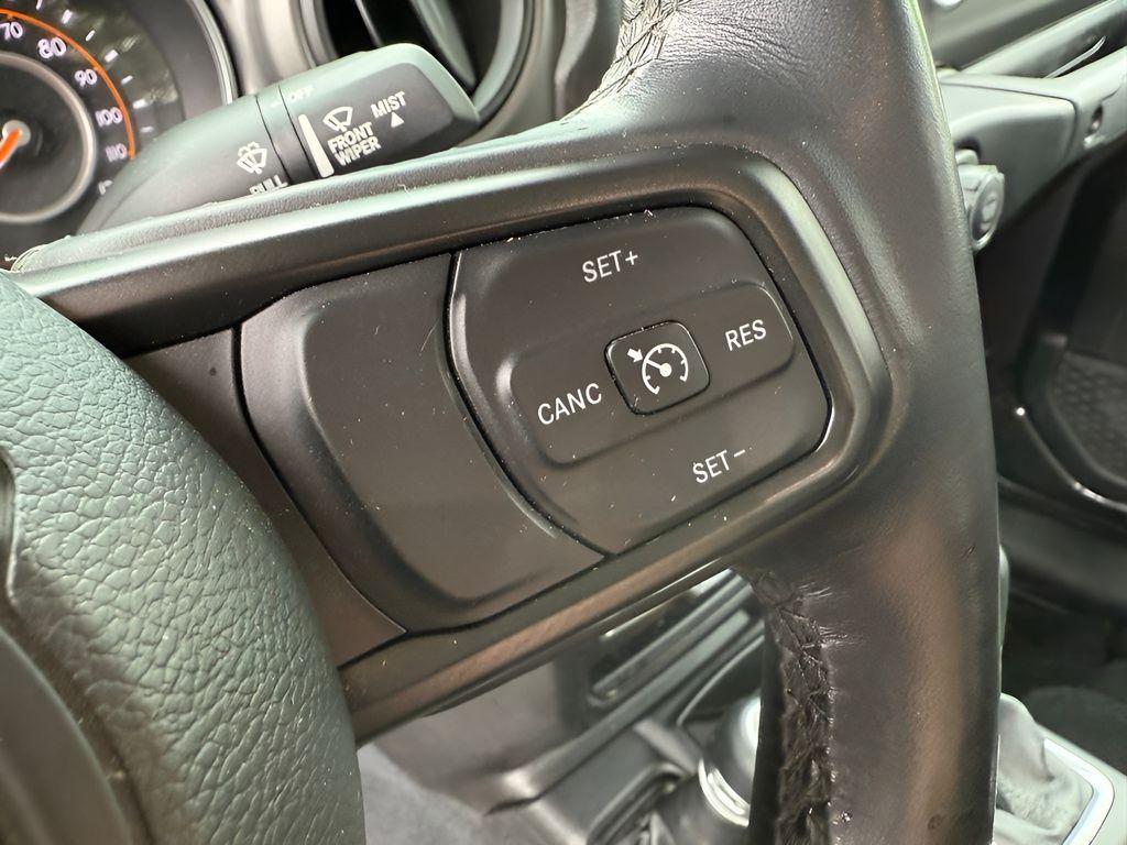 used 2022 Jeep Gladiator car, priced at $27,936