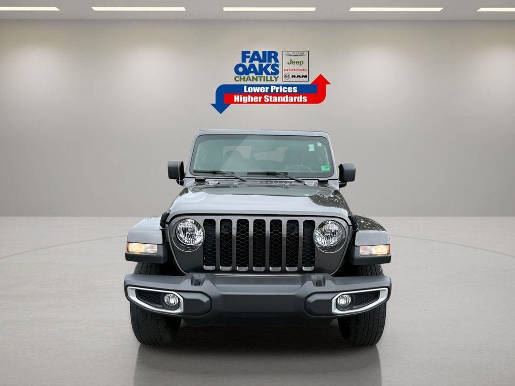 used 2022 Jeep Gladiator car, priced at $27,936