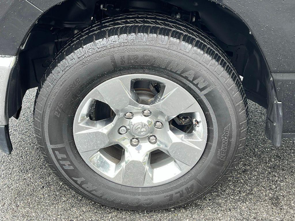 used 2021 Ram 1500 car, priced at $30,806