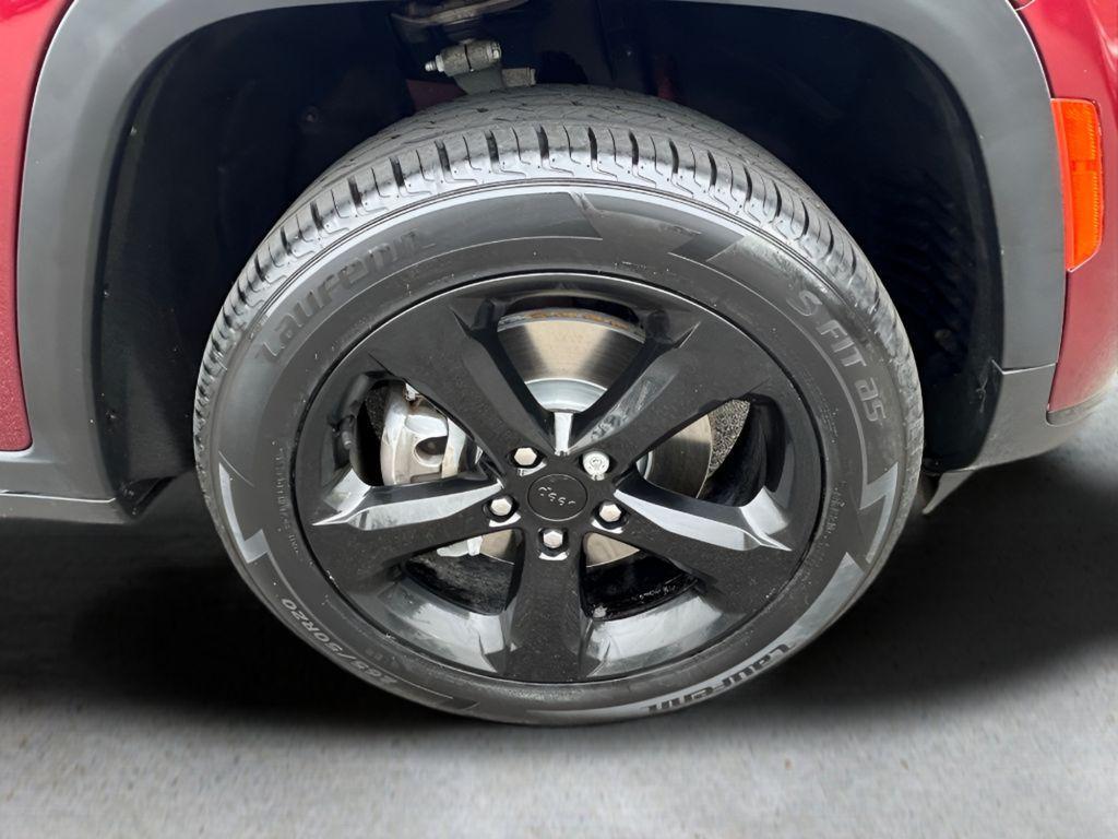 used 2022 Jeep Grand Cherokee L car, priced at $27,000