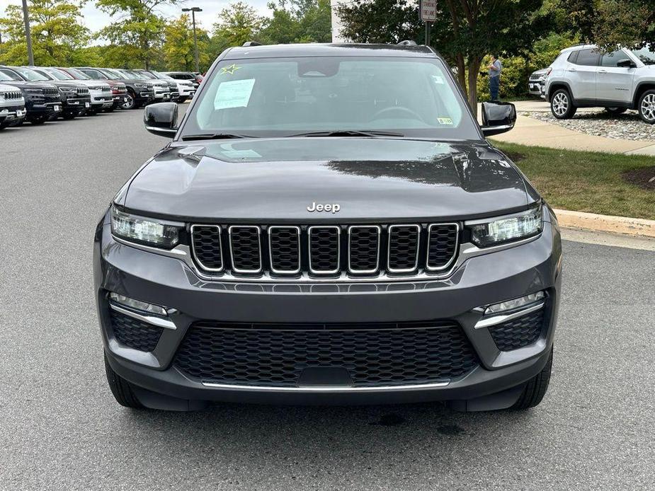 used 2022 Jeep Grand Cherokee car, priced at $28,000