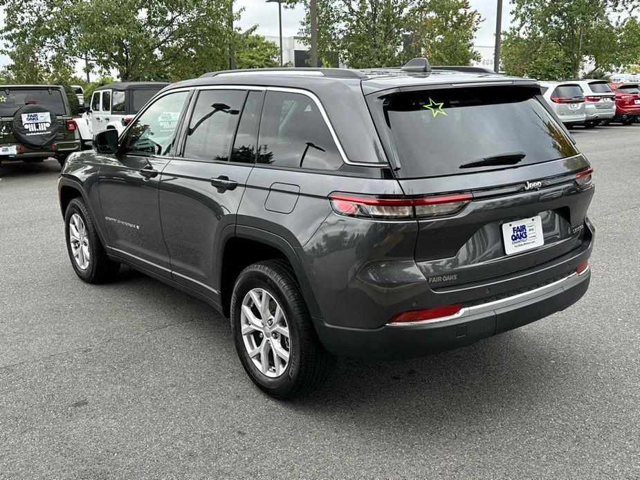 used 2022 Jeep Grand Cherokee car, priced at $28,000