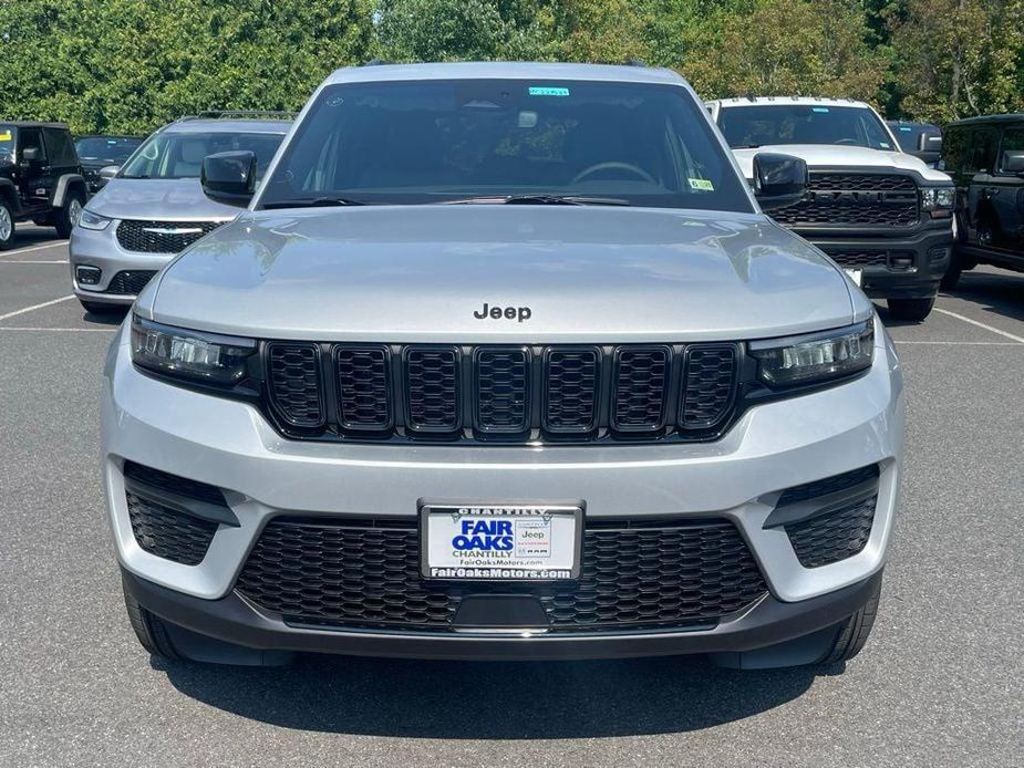 new 2024 Jeep Grand Cherokee car, priced at $39,072