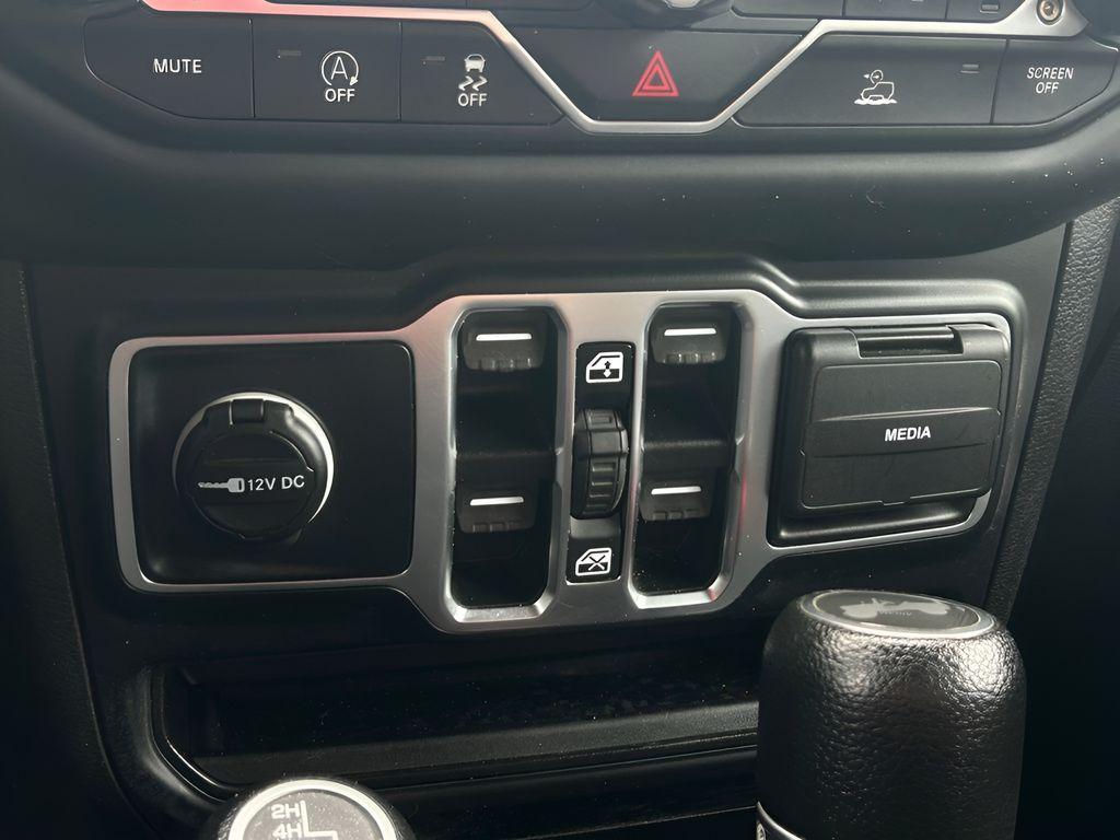 used 2021 Jeep Wrangler Unlimited car, priced at $27,700