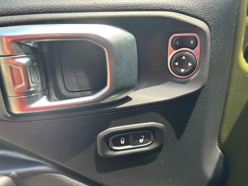 used 2021 Jeep Wrangler Unlimited car, priced at $31,033