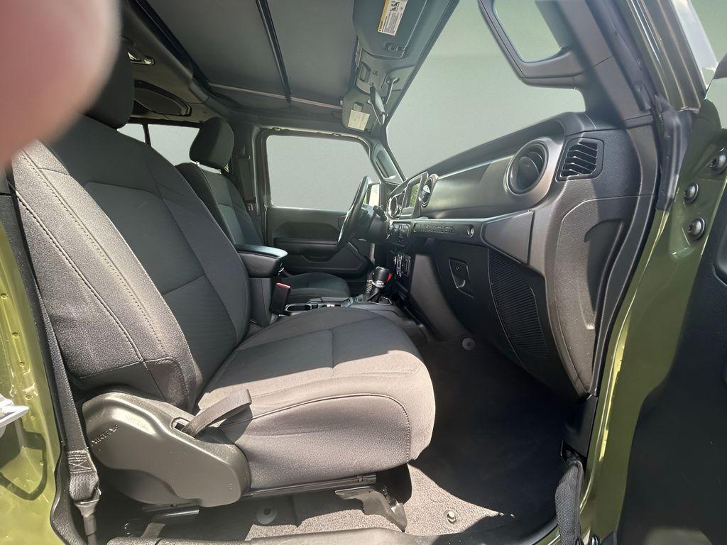 used 2021 Jeep Wrangler Unlimited car, priced at $31,033