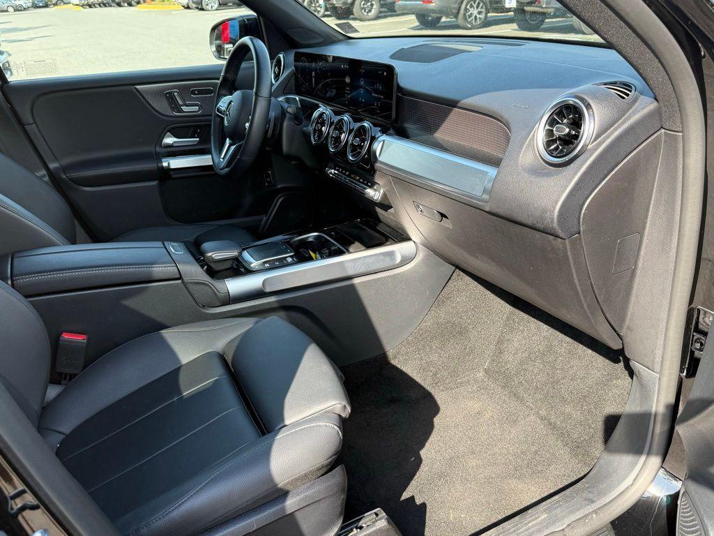 used 2023 Mercedes-Benz GLB 250 car, priced at $34,153