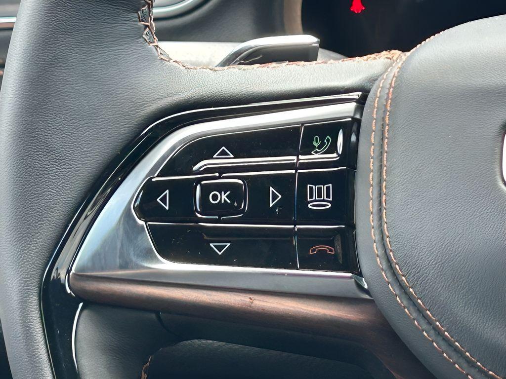 new 2025 Jeep Grand Cherokee car, priced at $63,812