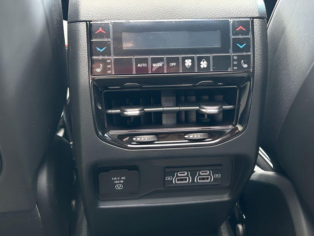 new 2025 Jeep Grand Cherokee car, priced at $63,812
