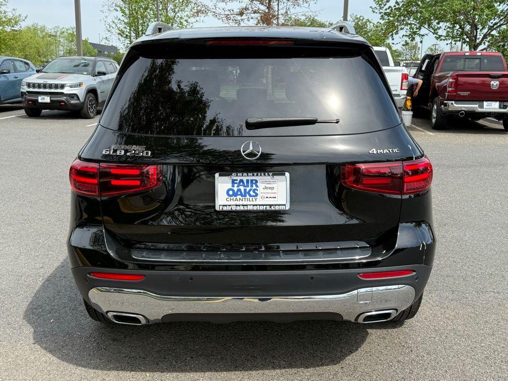 used 2024 Mercedes-Benz GLB 250 car, priced at $39,651