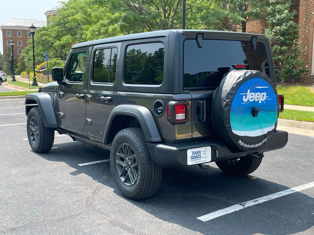 new 2025 Jeep Wrangler car