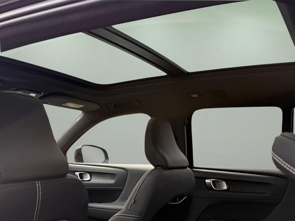 used 2023 Volvo XC40 Recharge Pure Electric car, priced at $37,073