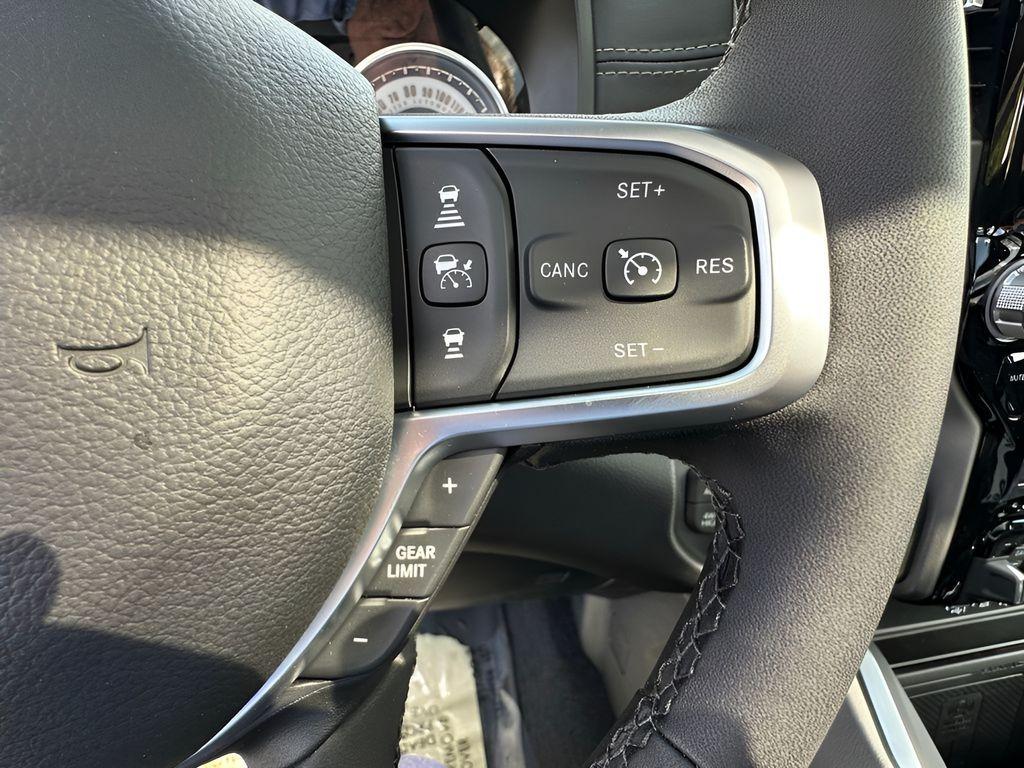 new 2025 Ram 1500 car, priced at $73,555