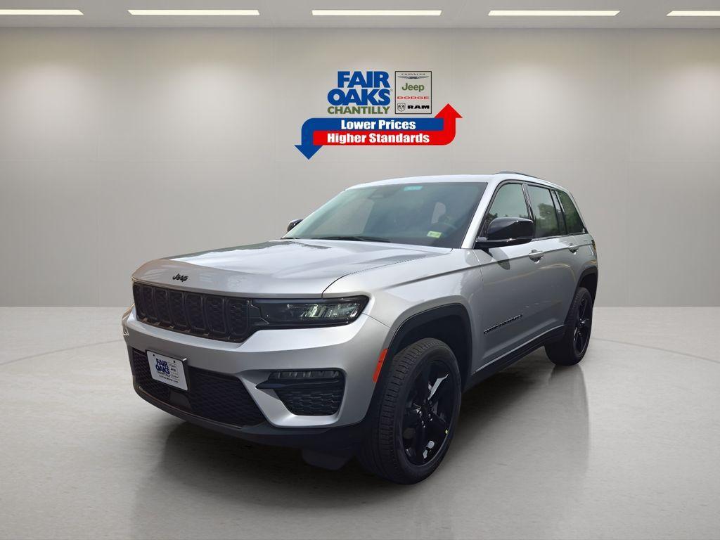 new 2025 Jeep Grand Cherokee car, priced at $47,378