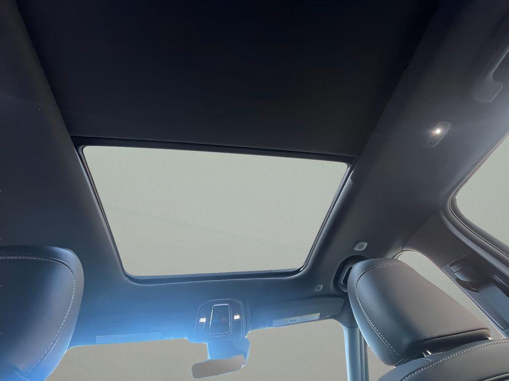 new 2025 Jeep Grand Cherokee car, priced at $47,378