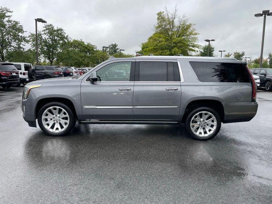 used 2020 Cadillac Escalade ESV car, priced at $42,247