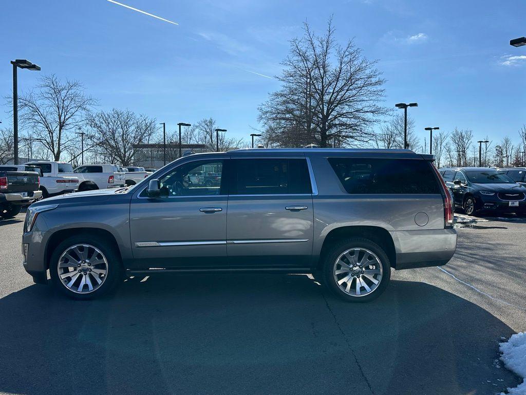 used 2020 Cadillac Escalade ESV car, priced at $37,777