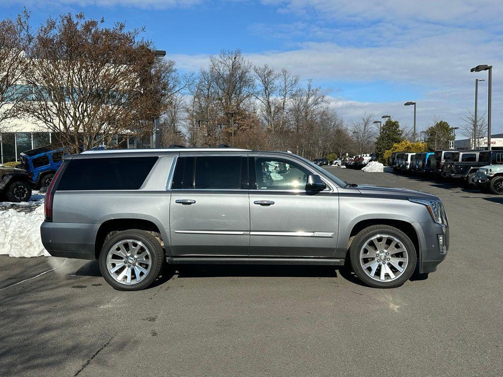 used 2020 Cadillac Escalade ESV car, priced at $37,777