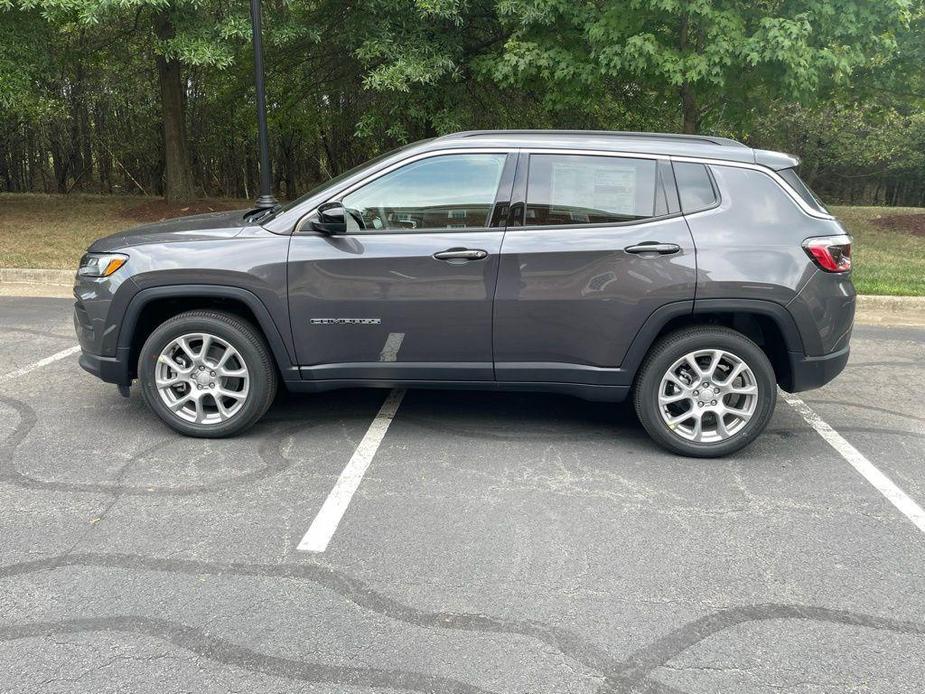 new 2024 Jeep Compass car, priced at $32,590