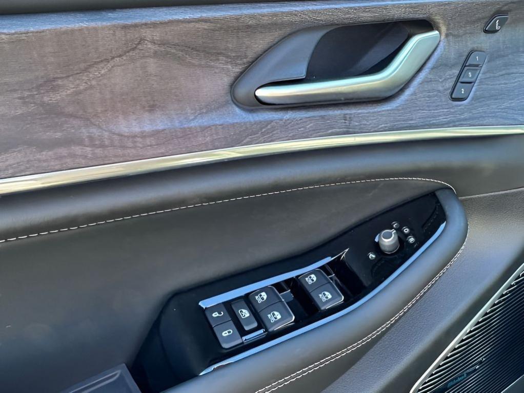 new 2024 Jeep Grand Cherokee 4xe car, priced at $54,631