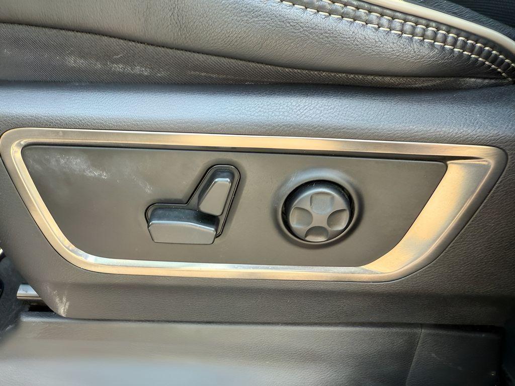 used 2021 Ram 1500 car, priced at $45,630