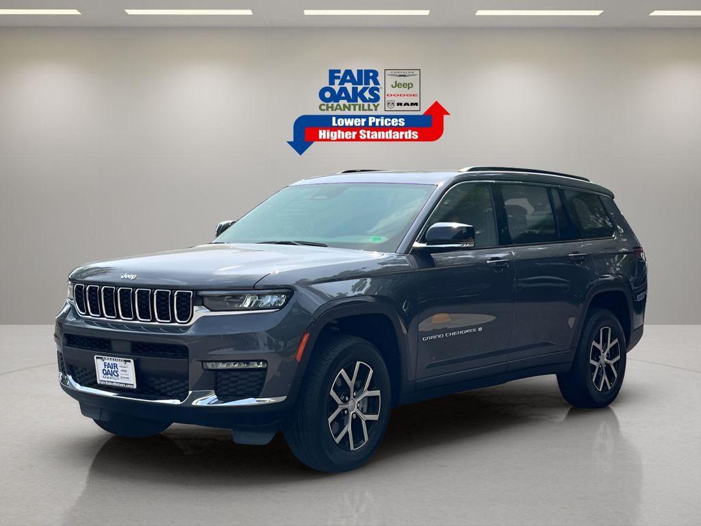 new 2024 Jeep Grand Cherokee L car, priced at $48,124