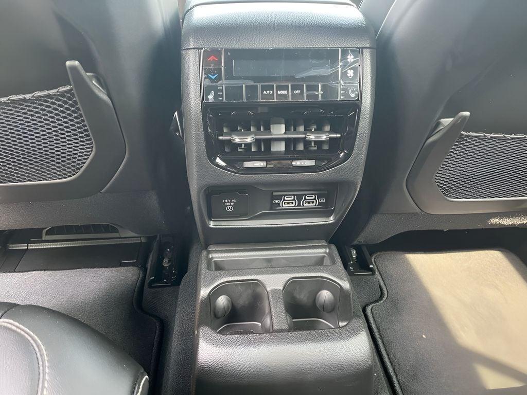 new 2024 Jeep Grand Cherokee L car, priced at $48,124