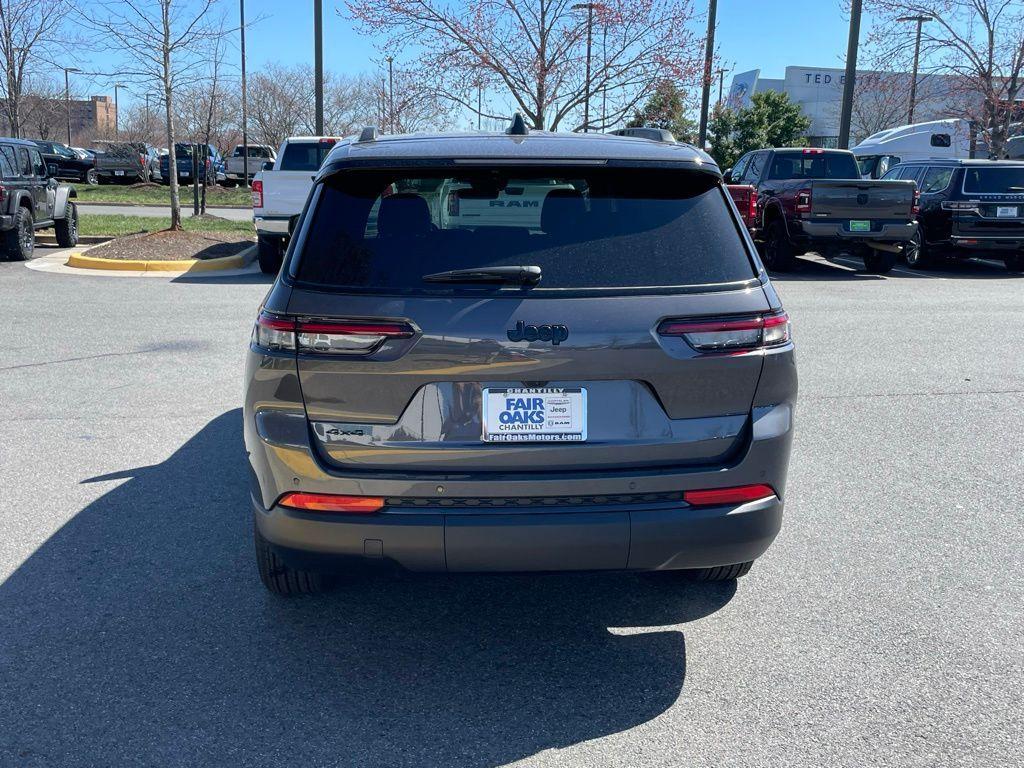 new 2025 Jeep Grand Cherokee L car
