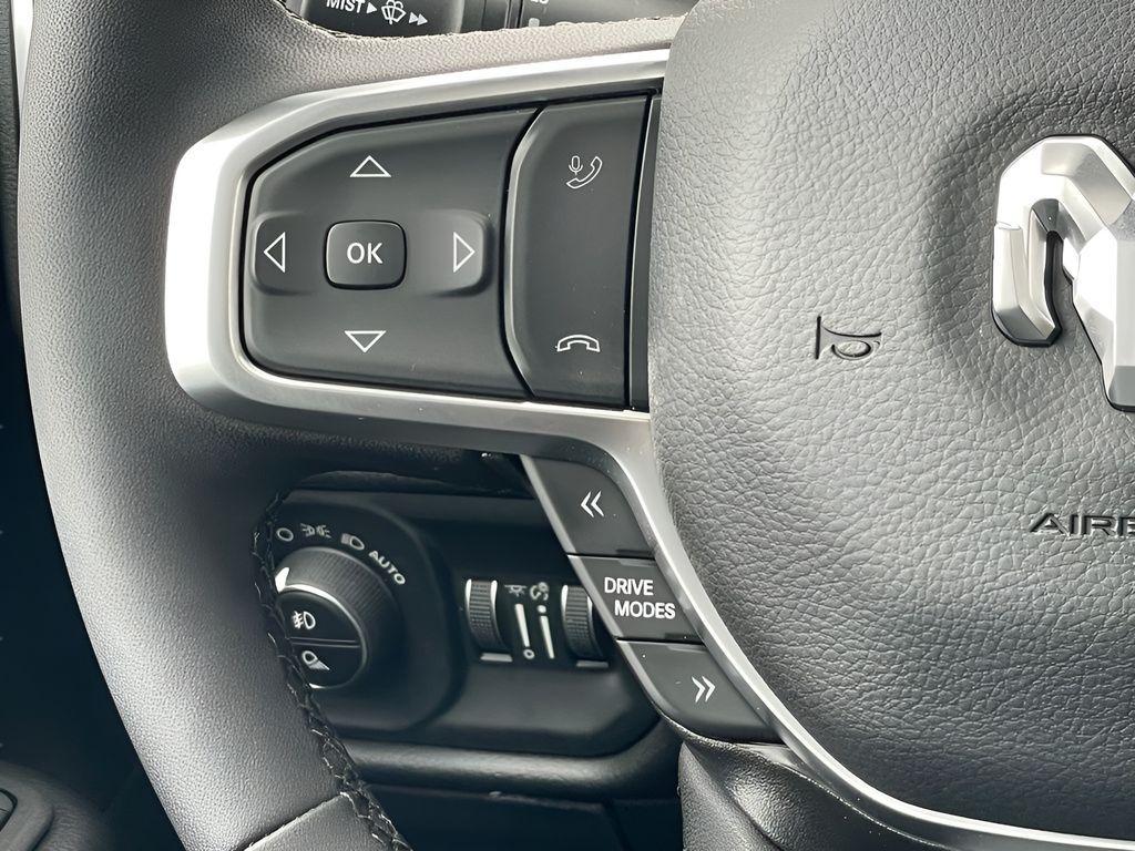 new 2025 Ram 1500 car, priced at $59,523