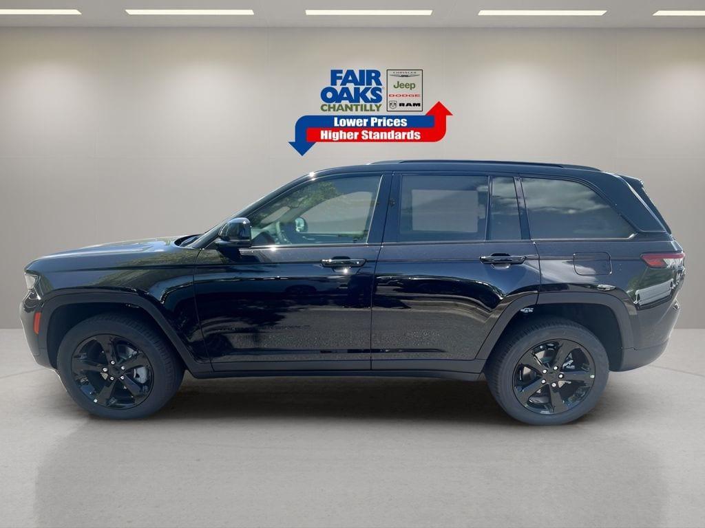 new 2025 Jeep Grand Cherokee car, priced at $47,238