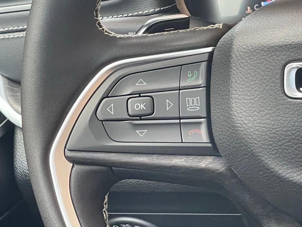 new 2025 Jeep Grand Cherokee car, priced at $48,289