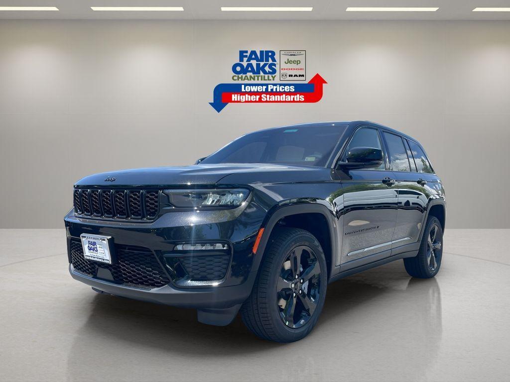 new 2025 Jeep Grand Cherokee car, priced at $47,238