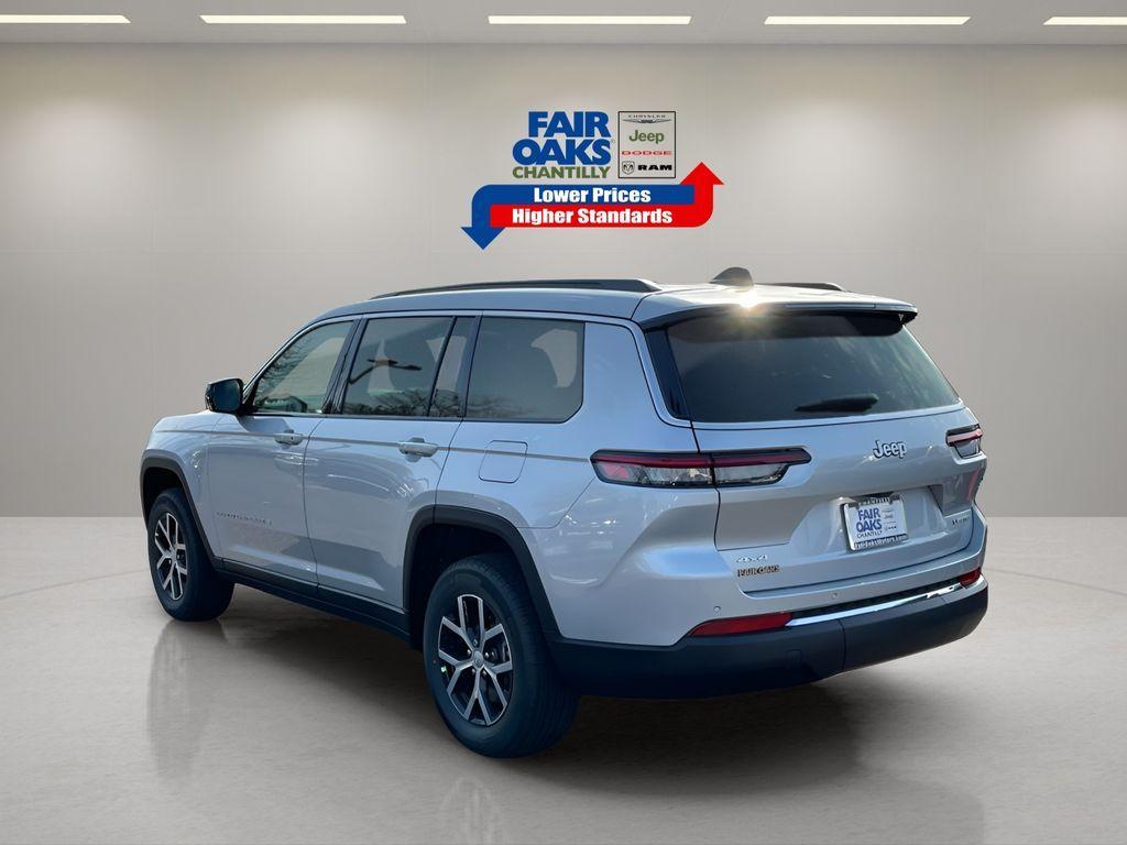 new 2025 Jeep Grand Cherokee L car, priced at $43,938
