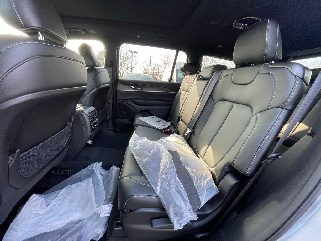 new 2025 Jeep Grand Cherokee L car, priced at $48,558