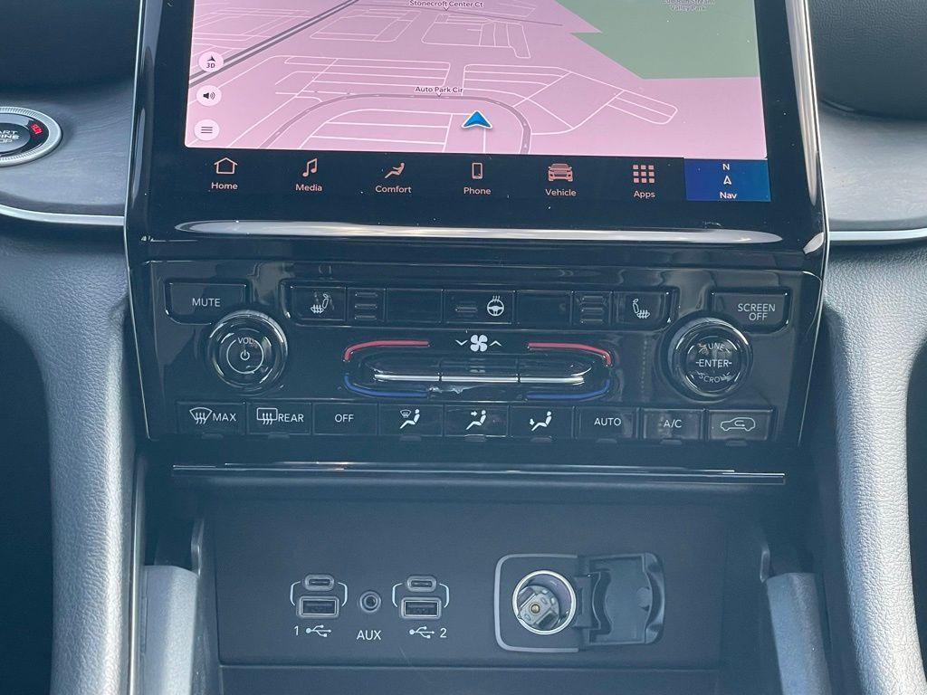new 2025 Jeep Grand Cherokee L car, priced at $48,558