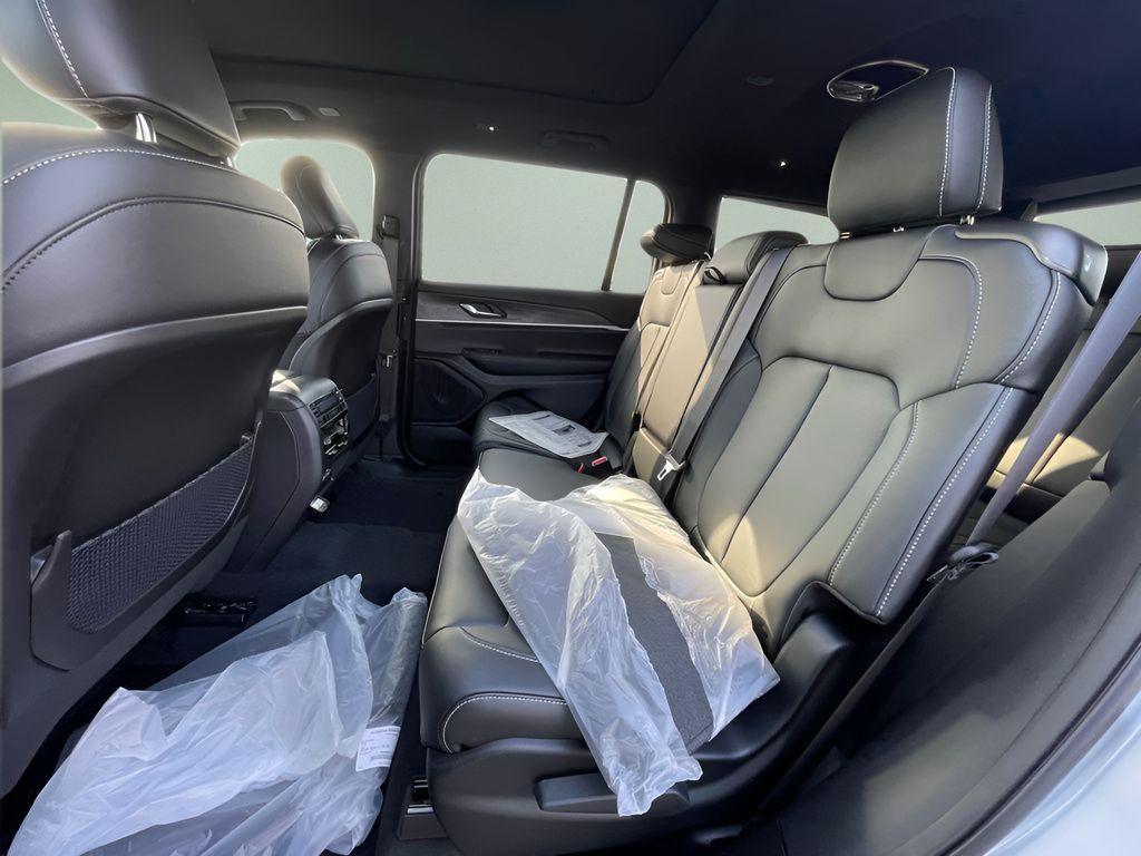 new 2025 Jeep Grand Cherokee L car, priced at $43,938